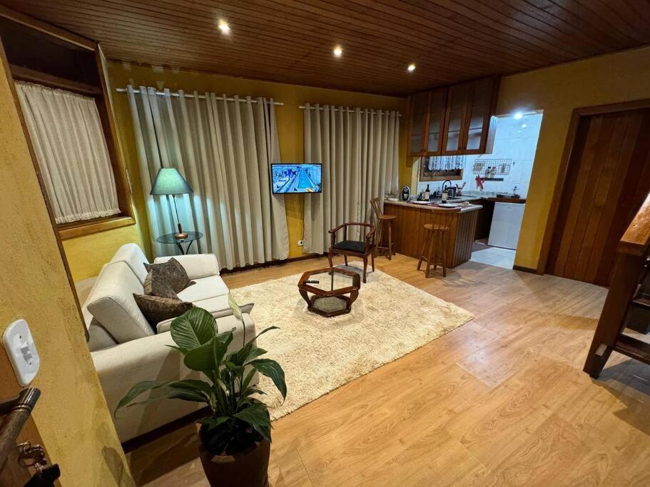 הוילה Campos do Jordão Refugio Da Mantiqueira מראה חיצוני תמונה